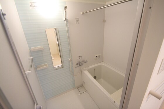 物件内観写真4　(他号室の写真です。)