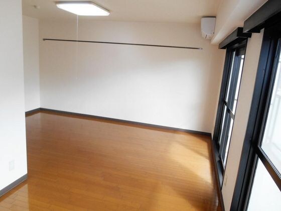 物件内観写真7　(他号室のお写真です)