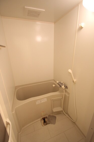 物件内観写真4　(他号室のお写真です)