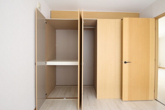 物件内観写真9　(※別号室の写真です。)