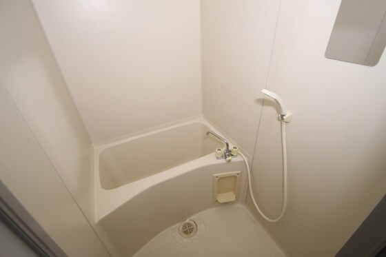 物件内観写真5　(他号室のお写真です。)