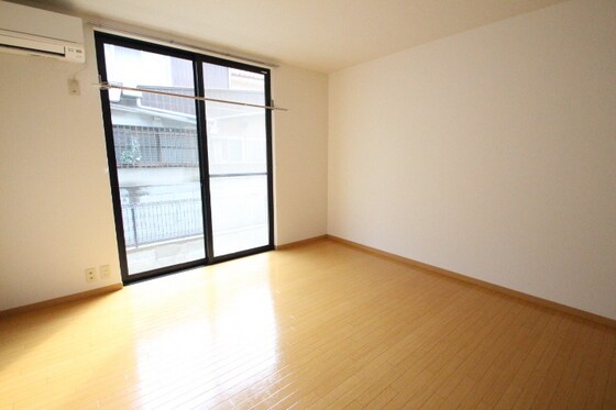 物件内観写真2　(他号室のお写真です)