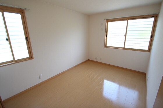 物件内観写真8　(他号室のお写真です。)