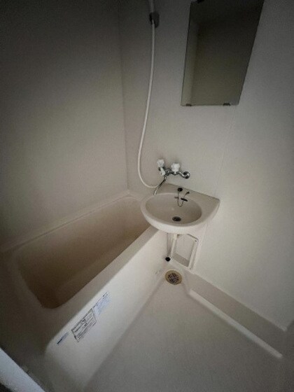 物件内観写真4　(他号室のお写真です)