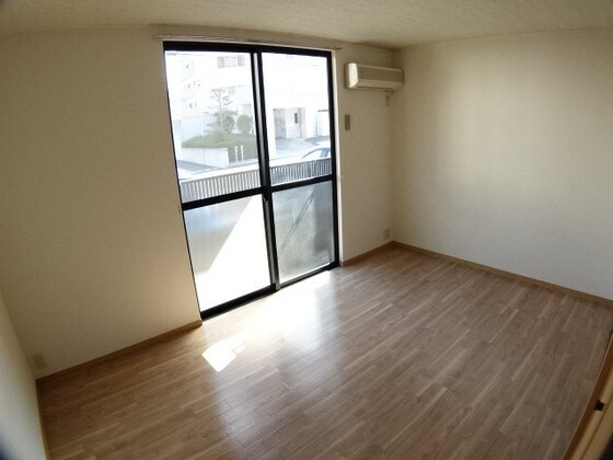 物件内観写真3　(※他号室の写真です。)