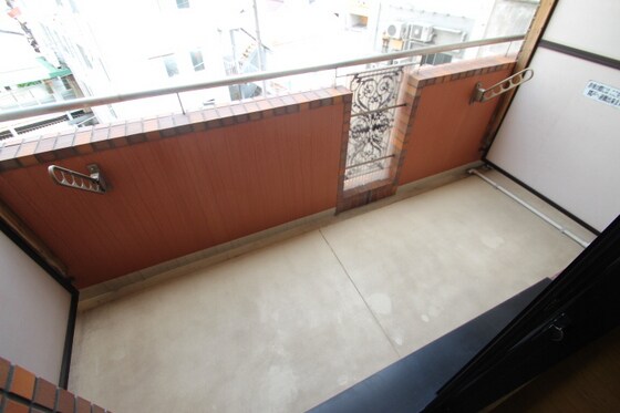 物件内観写真8　(※別号室写真です)