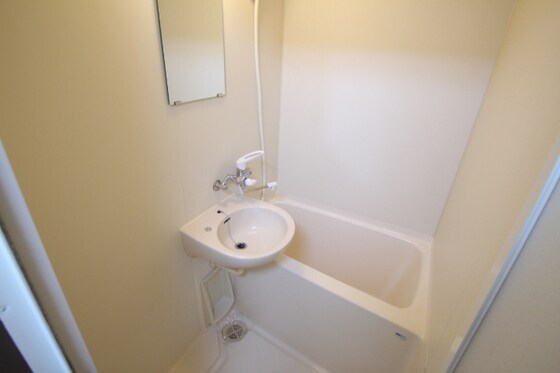 物件内観写真4　(他号室のお写真です)