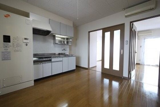 物件内観写真5　(他号室のお写真です。)