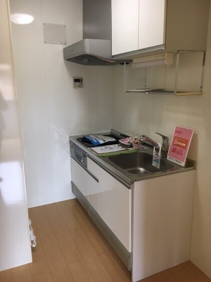 物件内観写真3　(別号室写真です)