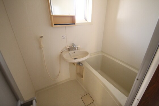 物件内観写真4　(他号室のお写真です)