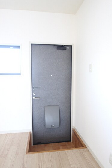 物件内観写真12　(他部屋です)