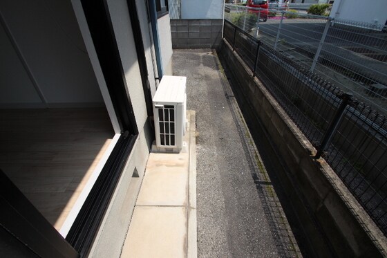 物件内観写真14　(他部屋です)