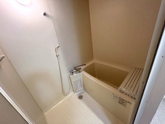 物件内観写真4　(他号室のお写真です)