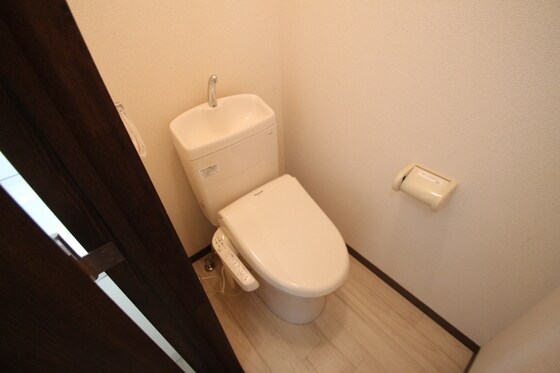 物件内観写真5　(※他号室の写真です)