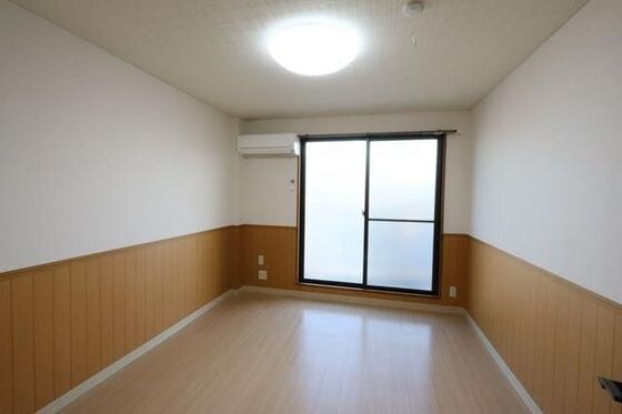 物件内観写真2　(※他号室の写真です)