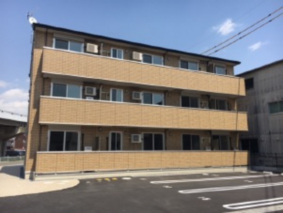 ゴールドウイング　B棟