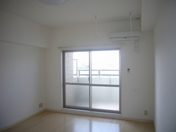 物件内観写真2　(他号室のお写真です)