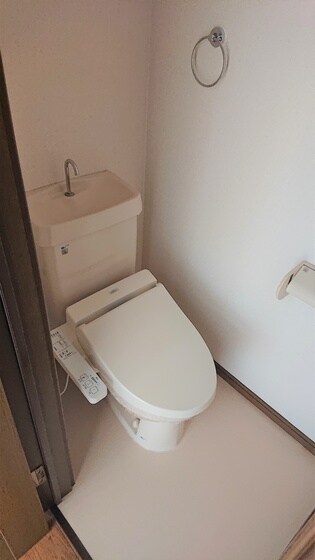 物件内観写真8　(※他号室の写真です)