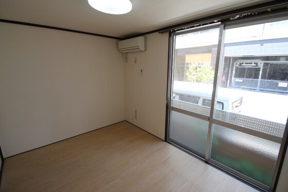 物件内観写真2　(他号室のお写真です)