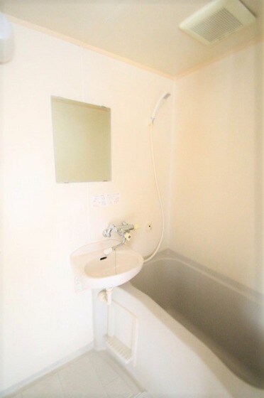 物件内観写真4　(他号室のお写真です)