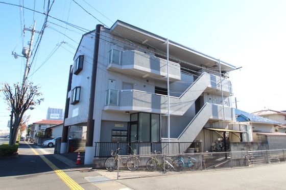 グランビア学南町