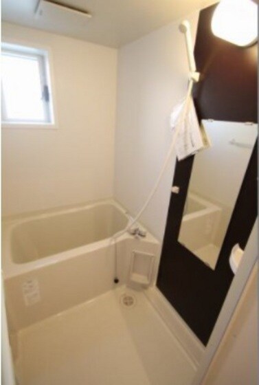 物件内観写真4　(他号室のお写真です。)