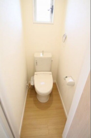 物件内観写真5　(他号室のお写真です。)