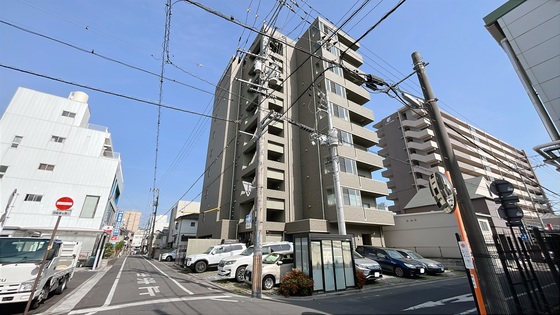 ベンハウス伊福町