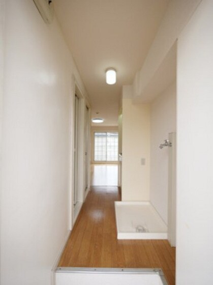 物件内観写真8　(※別号室写真です)