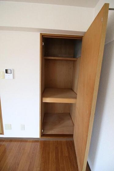 物件内観写真7　(別号室写真です)