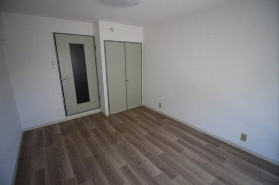 物件内観写真2　(※他号室の写真です)