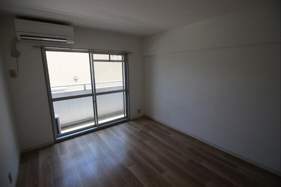 物件内観写真3　(※他号室の写真です)