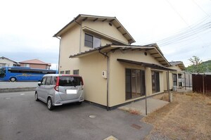 国富戸建貸家外観写真