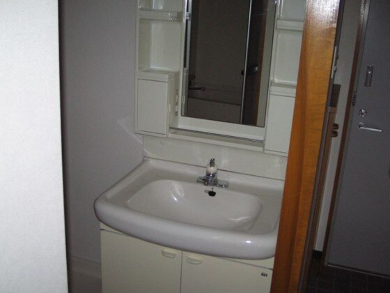 物件内観写真8　(※他号室の写真です)