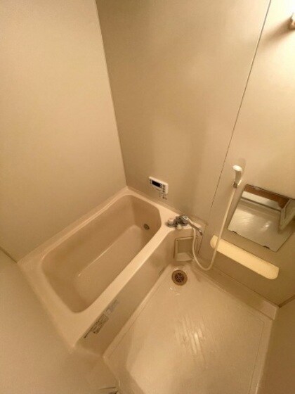 物件内観写真4　(他号室のお写真です)