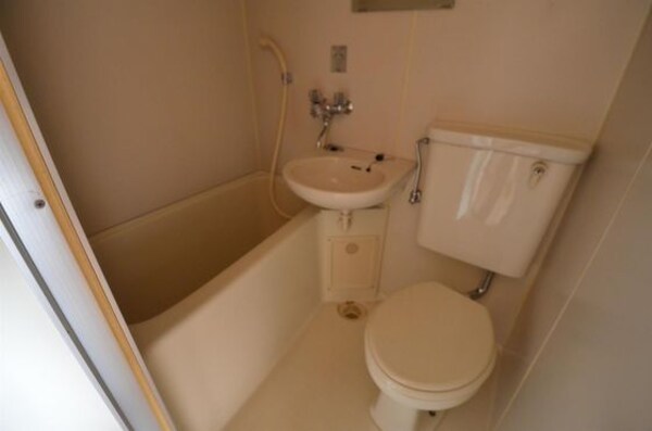 バス／シャワールーム等