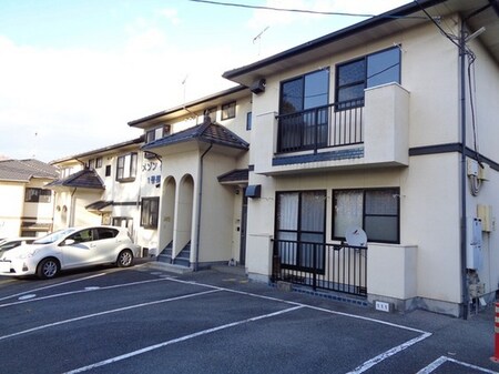 メゾン桜1号棟外観写真