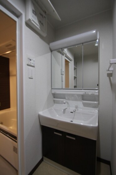 物件内観写真6　(※別号室の写真です)