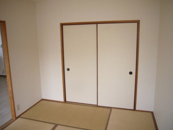 物件内観写真8　(他号室のお写真です)