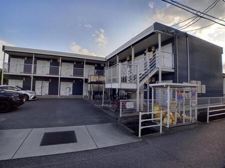 レオパレスグローリーⅡ外観写真