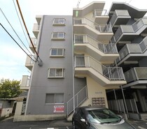 アムラックスⅡの外観写真