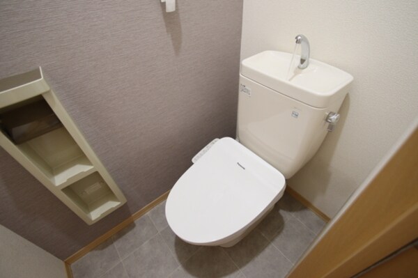 トイレ(他号室のお写真です)
