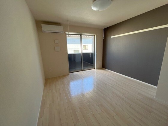 物件内観写真2　(他号室のお写真です)