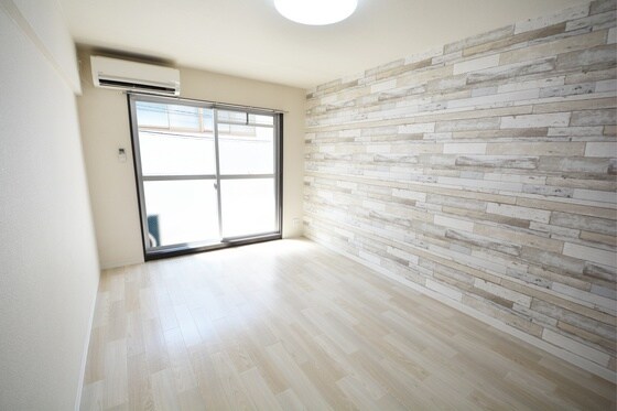 物件内観写真2　(他号室のお写真です)