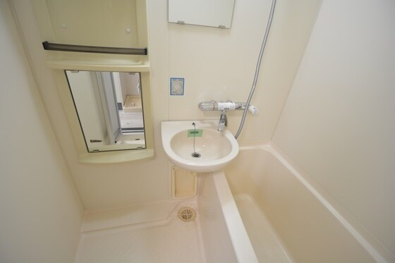 物件内観写真4　(他号室のお写真です)