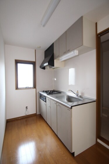 物件内観写真3　(※他号室の写真です)