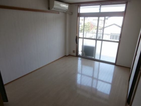 物件内観写真8　(別部屋)