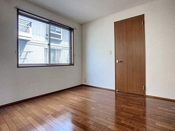 物件内観写真8　(※他号室の写真です)