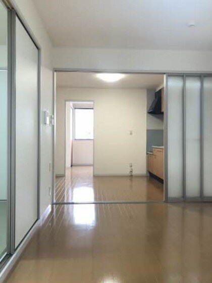 物件内観写真2　(他号室のお写真です)