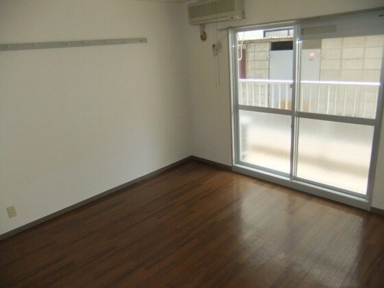 物件内観写真2　(他号室のお写真です)